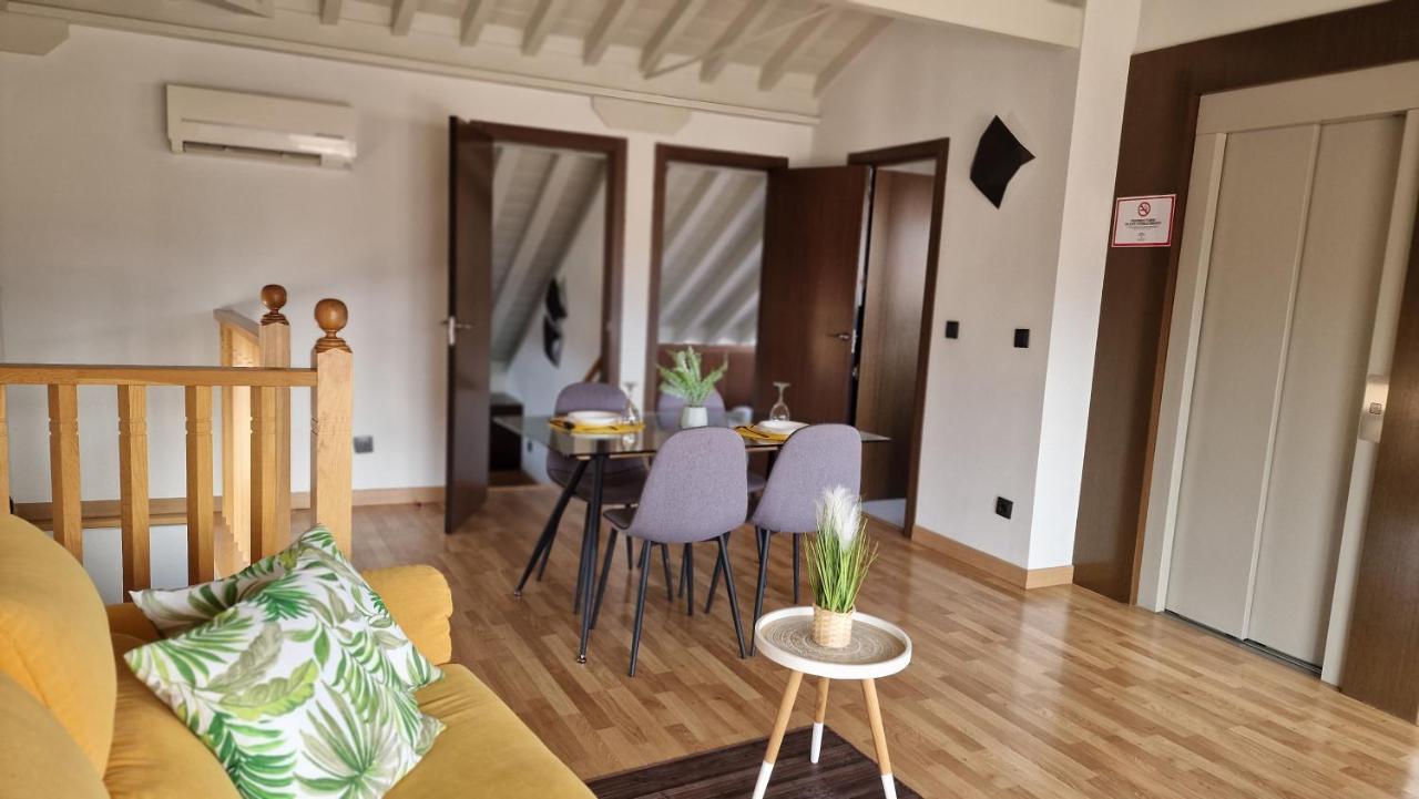 Imeda Escudo Del Carmen 19 Apartment *